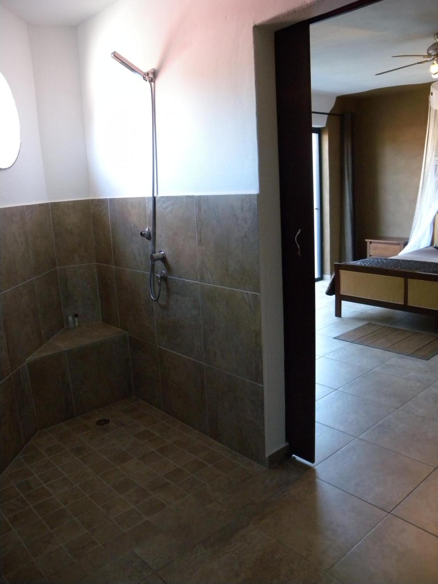 بلوبيرجستراند Capetown 4U Guesthouse المظهر الخارجي الصورة
